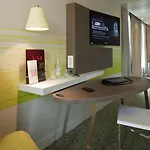 Mercure Paris Orly Aeroport מלון 4*