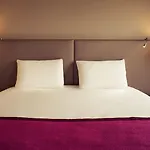 Отель Mercure Paris Orly Aeroport Рюнжи