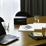 מלון Mercure Paris Orly Aeroport רונגיס