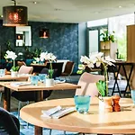 Mercure Paris Orly Aeroport Hotel 4*