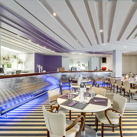 Hotel Mercure Paris Orly Aeroport 4*