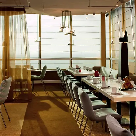 Hotel Mercure Paris Orly Aeroport 4*