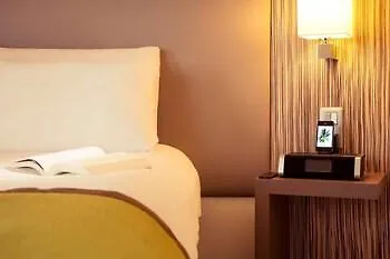 Mercure Paris Orly Aéroport Hotel 4*