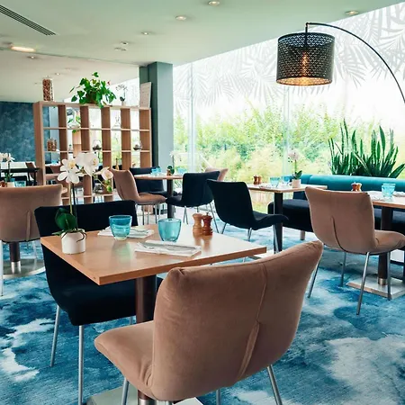Mercure Paris Orly Aeroport Hotell 4*