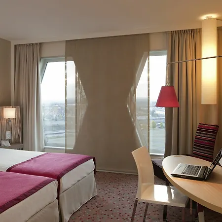 Mercure Paris Orly Aeroport מלון 4*