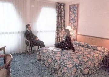호텔 머큐어 파리 오를리 렁지스