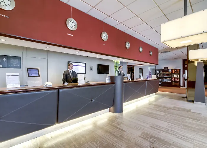 Mercure Paris Orly Aeroport 호텔 4*