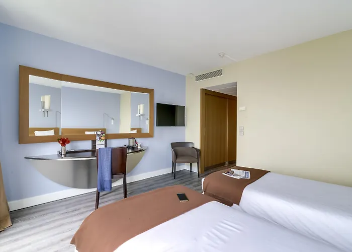 Mercure Paris Orly Aeroport 호텔 4*