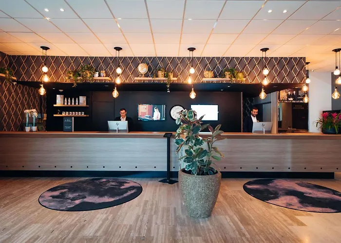 メルキュール パリ オルリー アエロポール ホテル 4*