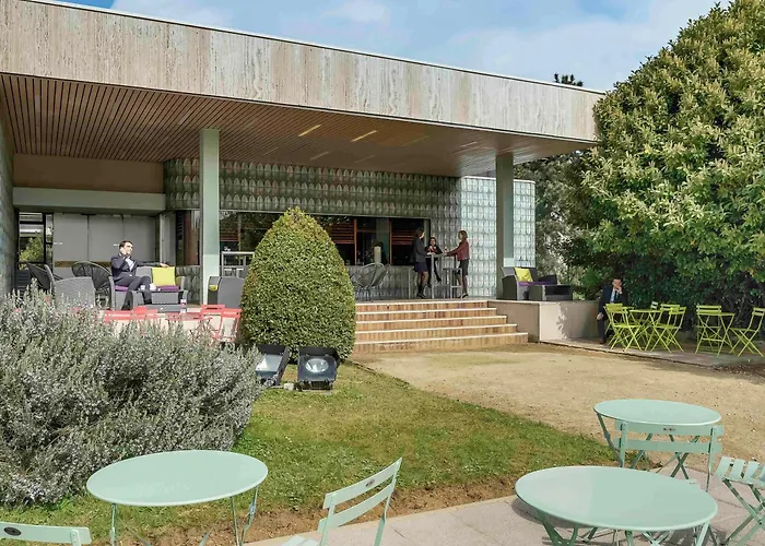 ホテル メルキュール パリ オルリー アエロポール 4*