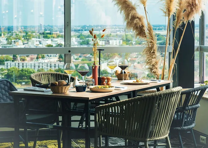 ホテル メルキュール パリ オルリー アエロポール 4*