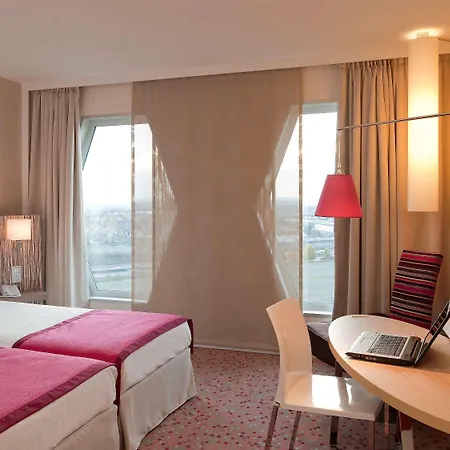 Hotel Mercure Paris Orly Aeroport 4*