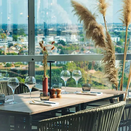 Hotel Mercure Paris Orly Aeroport 4*
